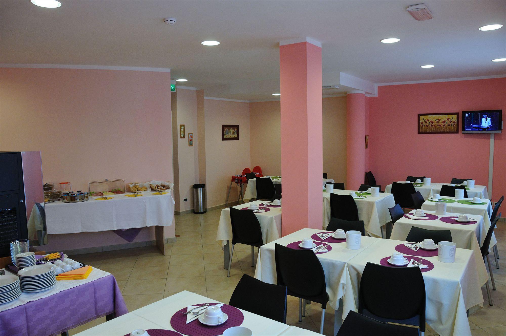 Hotel-Residence-B&B Le Dune Beach Service Included 리도아드리 외부 사진
